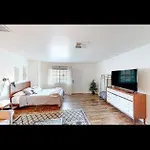 Couple Studio 2 With Full Kitchen Near Yosemite