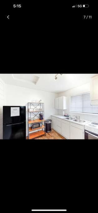 Apartment Couple Studio 2 With Full Kitchen Near Yosemite *
